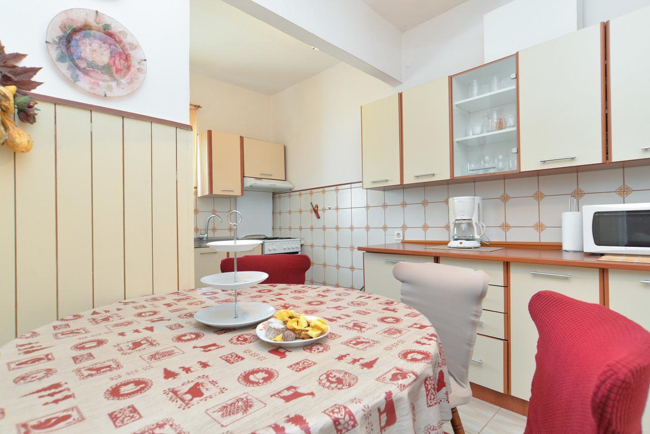 Apartments Stjepan 725 Fažana Exterior foto
